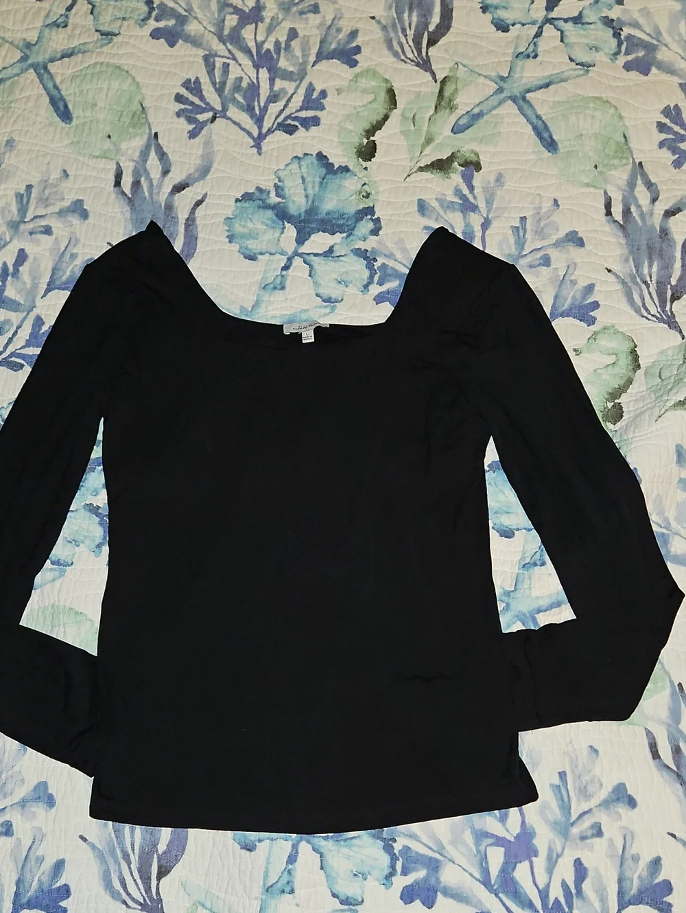 white birch Black Square-Neck Long Sleeve Top Built In Bra